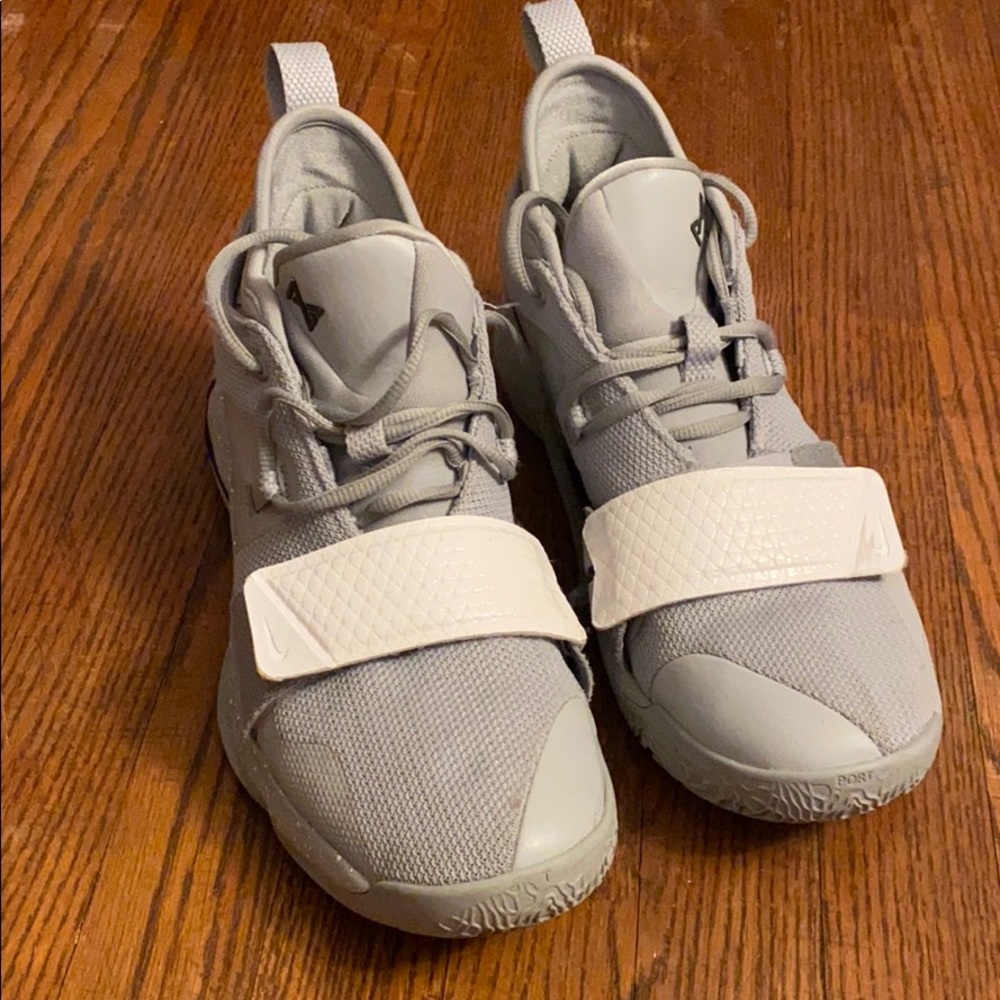 PG 2.5 basketball shoes